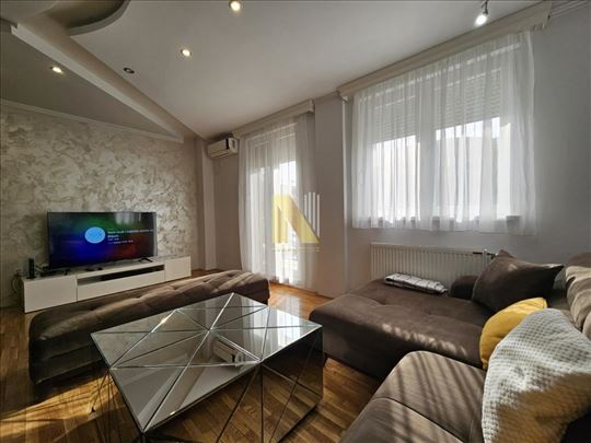 Prodaja - komforan 3.0 stan - Bulevar Evrope