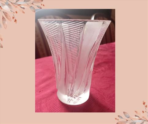 Starinska kristalna vaza