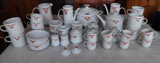 Alfoldi porcelan komplet posudja