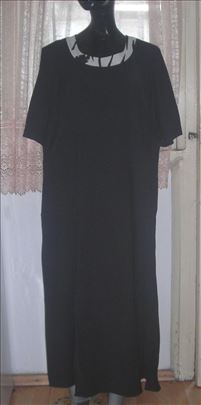Crna haljina sa belim okovratnikom