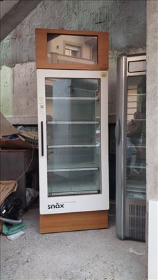 Frižider 600l 75/75/215cm led ekran