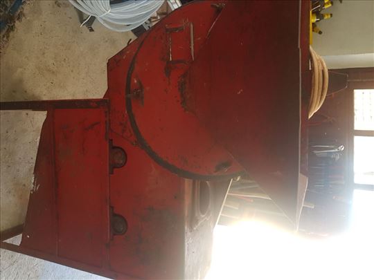 Prekrupac sa krunacem 