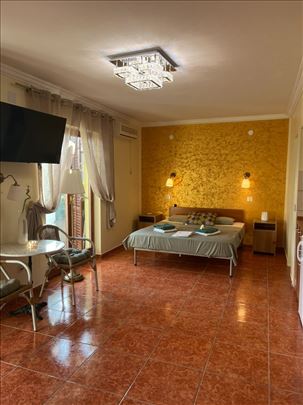 Veliki apartman, Bečići, Rafailovići