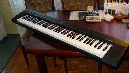 Yamaha Piaggero NP-30 Ultra Portable STAGE PIANO