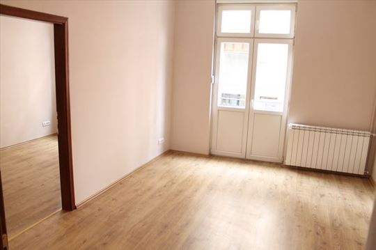 Lep stan na odličnoj lokaciji,Dorćol, ID 3171
