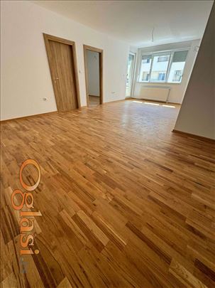 Nov, 3.5 stan u novoj zgradi