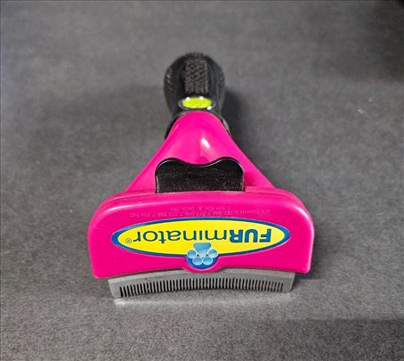 Prodajem furminator za kućne ljubimce