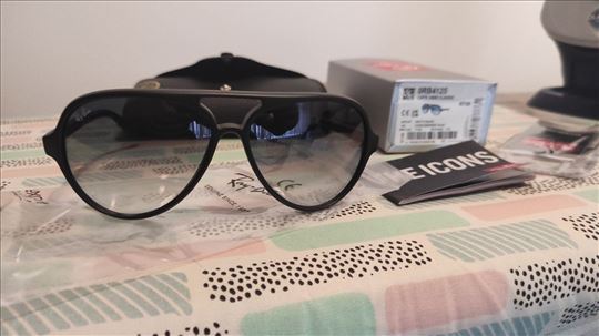 Ray Ban RB4125 model 601S/3F CATS 5000 sunčane 