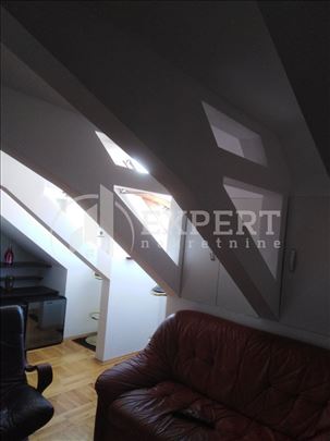 Izdaje se stan na bulevaru Dr.Zorana Đinđića!