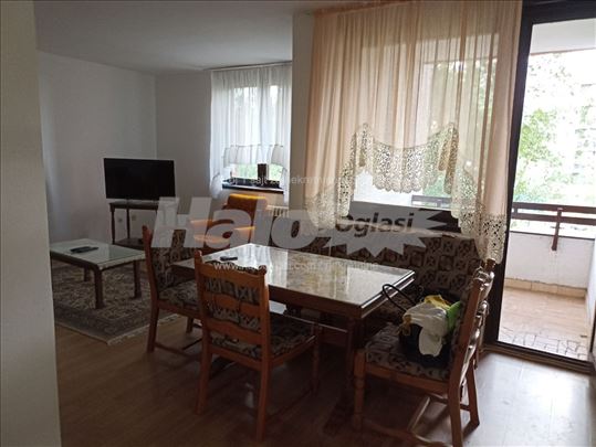 Izdaje se udoban, dvosoban stan na Bagljašu