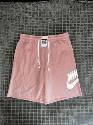 Nike šorc u l veličini, novo sa etiketom