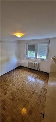 Beograd, Zemun, Zemun polje Burgerovih 58m² 