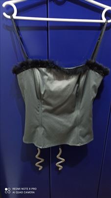 Pantalone i suknje 