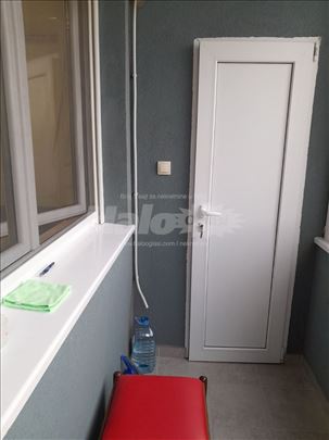 Izdajem stan u Zrenjaninu 