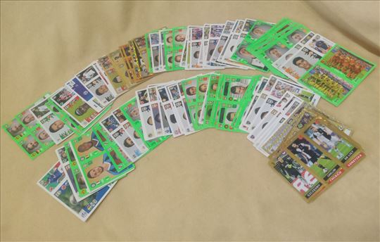 Lot sličica Panini FIFA 365, 100 komada