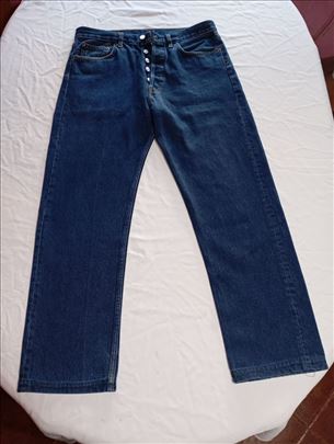 Levis 501 33/36, dugmetare, skraćene odlične
