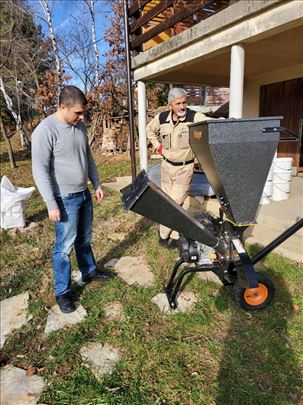 Seckaluca/Drobilica za grane Villager