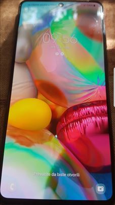 Samsung A71 6/128gb vlasnik ocuvan i ispravan 