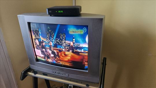 SAMSUNG TV 53cm
