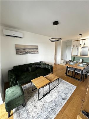 Park Vila Residence, lux opremljen stan sa ostavom