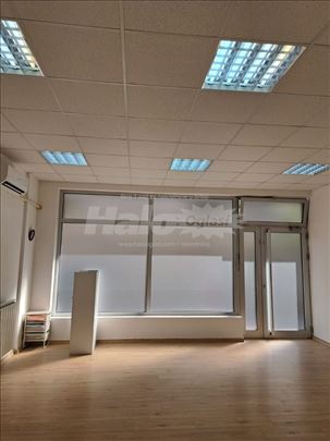 Lokal 43m2, naselje Stepa Stepanović