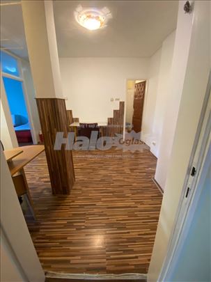 Stan na novom beogradu od 40m2 sredjen odma uselji