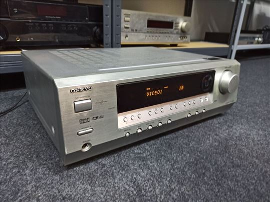 Onkyo HT-R 340