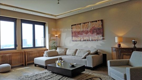 Kod Londona centar 3.0 100m2 renoviran LUX terasa 