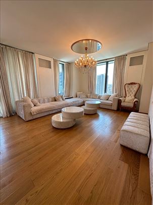 BW Residences Lux izdavanje pogled na reku 