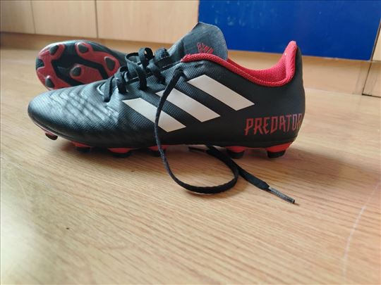 Kopačke Adidas predator 40