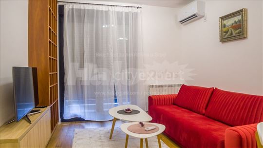 Izdaje se LUX 1.5 stan 40m2, kod Novog groblja