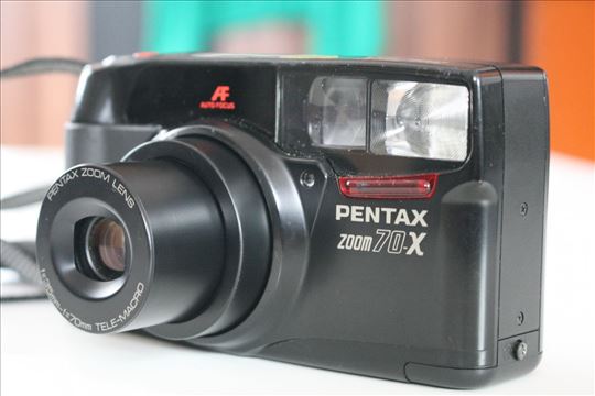 Pentax  zoom 70-X (Na stanju)