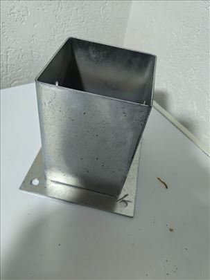 Nosač stuba zatvoren 100x100 mm Pocinkovan novo