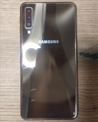 Samsung Galaxy A7 (2018) 4/64GB Odličan