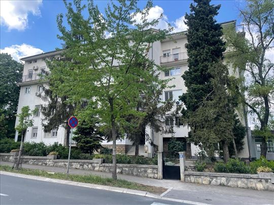 80m2 – Dedinje - kod USA Ambasade