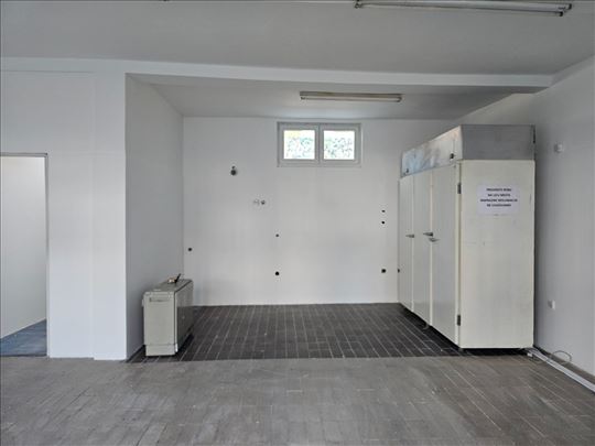 Višenamenski lokal Žarkovo-Cerak 45m2