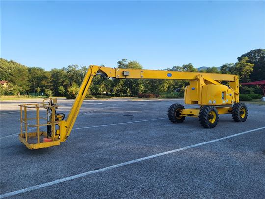 Zglobno teleskopska platforma 4X4 Haulotte HA26PX