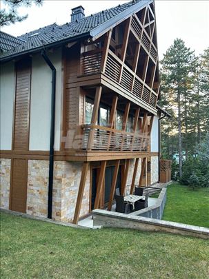 Zlatibor,Svetogorska,pored crkve,3.0,67m2