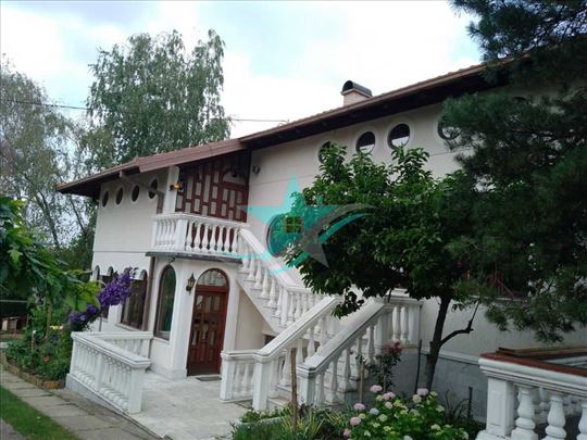 Prodaja kuće sa okućnicom ID#1179