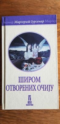 Sirom otvorenih ociju, Margarit Jursenar