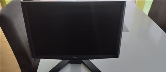 Monitor Svet 22 in