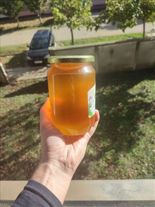 Suncokretov med pomešan sa lipom