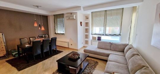 Moderan stan na Vračaru, garaža, ID 8538