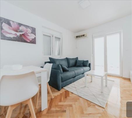 Crna Gora, Budva, apartman