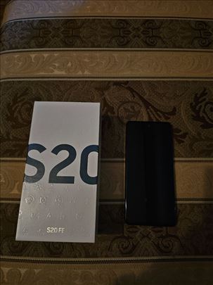  Samsung Galaxy S20 FE top stanje