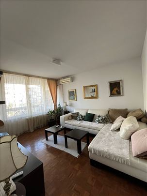 Konjarnik-dvosoban-namešten-renoviran-useljiv-55m2