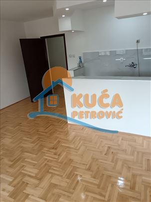 2.5 Durlanska pijaca