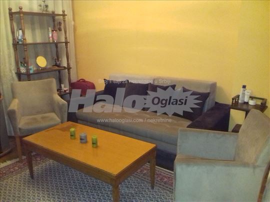 61 Blok Jurija Gagarina 76m2-dvostran stan