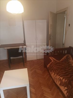 Garsonjera blizu TC Stadion