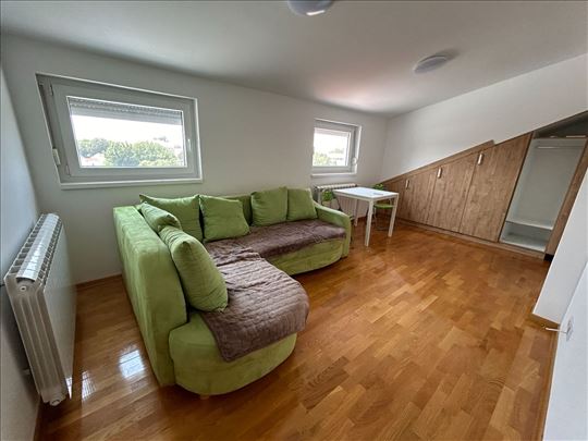 Izdavanje Zemun 40m2 1.5 sa parkingom